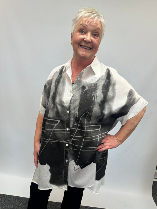 Malissa J Oversized Printed Button Throught Shirt - Mono